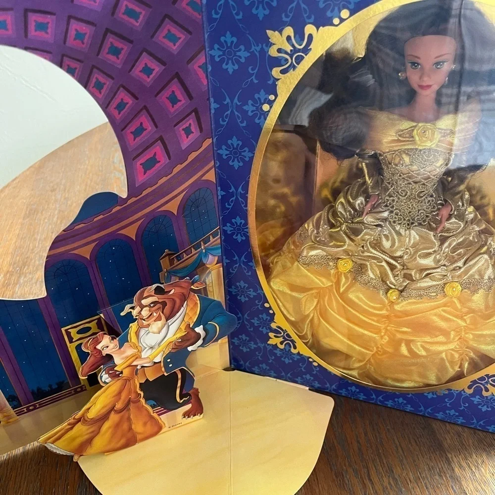 NIB Disney Signature Collection Beauty and the Beast Belle Doll in Gold Dress